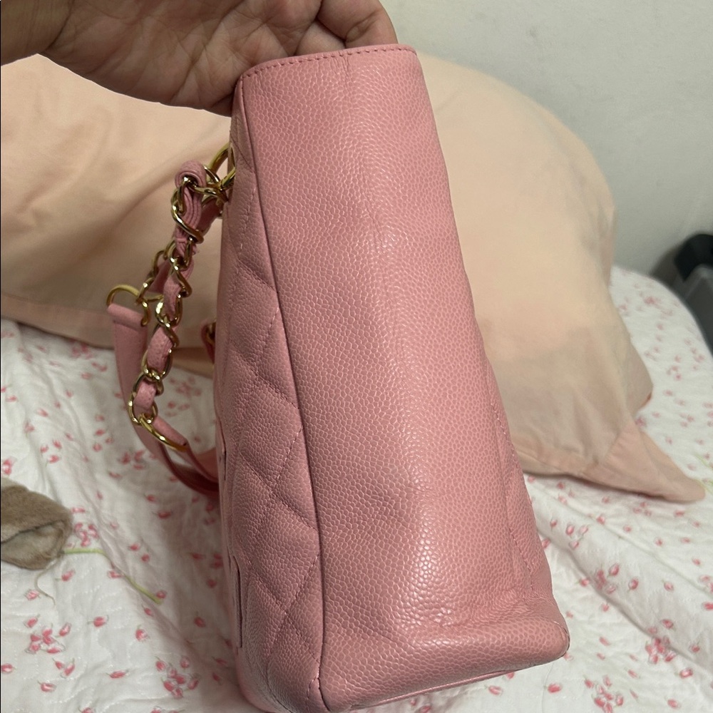 Chanel Pink Quilted Shoulder Bag - Picture 4 of 16